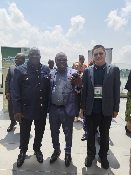 Hongjia_Grain_Machinery_participate_in_the_Africa_CERFAM_Rice_Processing_Future_Development_Ceremony (2)